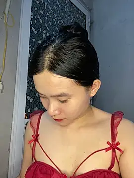 Snapshot of Ana-bigboobs chatting on 11.13.25 Ana-bigboobs online show from 11.13.25