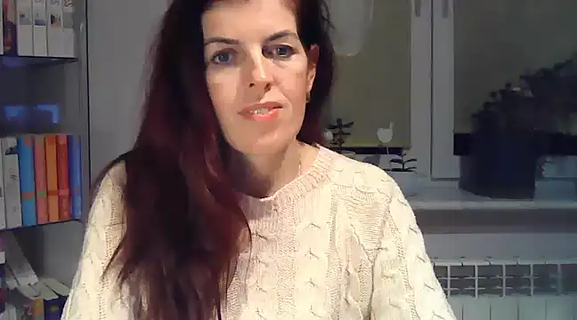 Snapshot of SophieLux82 chatting on 01.08.25 SophieLux82 online show from 01.08.25