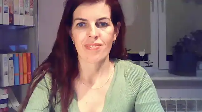 Snapshot of SophieLux82 chatting on 01.09.25 SophieLux82 online show from 01.09.25