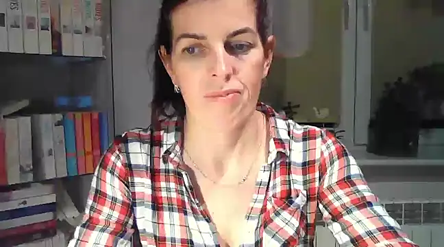 Snapshot of SophieLux82 chatting on 01.23.25 SophieLux82 online show from 01.23.25