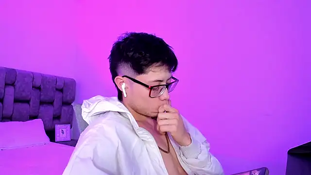 MarcusCollinss  online show from 12.11.24