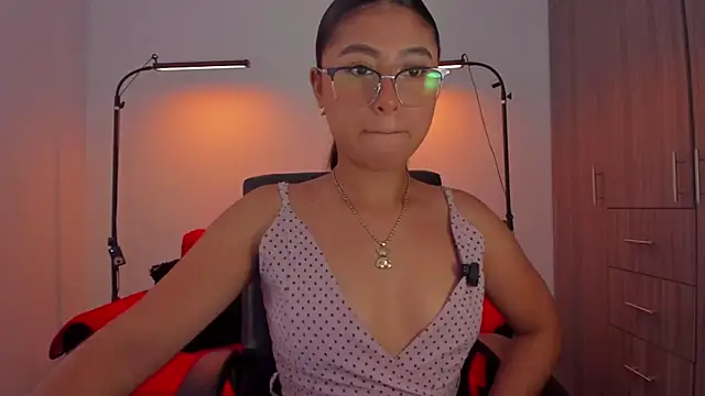 cloy baby   online show from 04.13.26