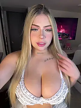 Snapshot of MiaWhitePink_ chatting on 02.28.26 MiaWhitePink online show from 02.28.26