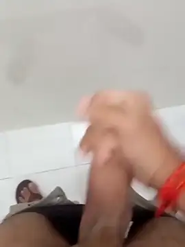 Snapshot of Sweety_2144 chatting on 10.12.25 Sweety 2144 online show from 10.12.25