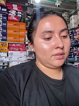 Snapshot of _lore_22 chatting on 02.10.25 lore 22 online show from 02.10.25