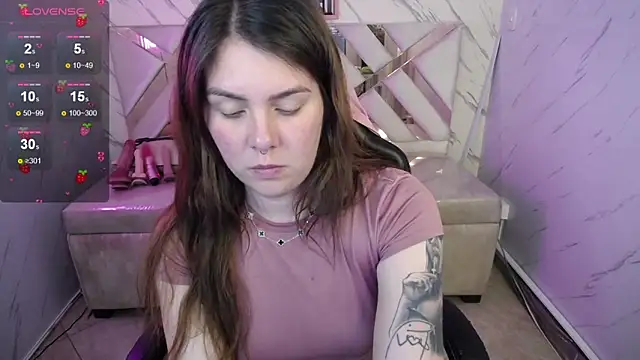 Snapshot of Paula_b_ chatting on 09.25.25 Paula b online show from 09.25.25