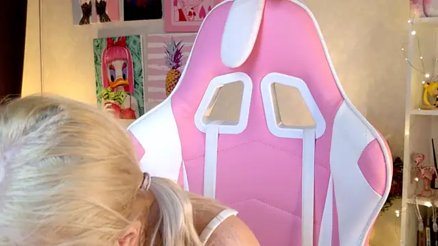LexieLoree online show from 12.07.24
