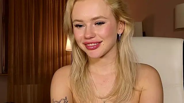 LexieLoree online show from 12.17.24