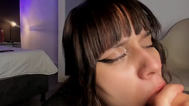 VioletPaket online show from 12.24.24