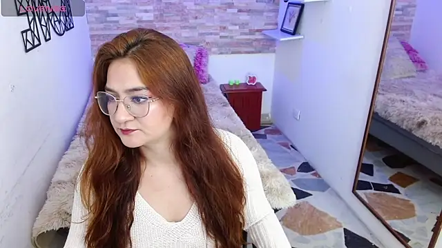Snapshot of lilyponce_ chatting on 04.23.26 lilyponce online show from 04.23.26