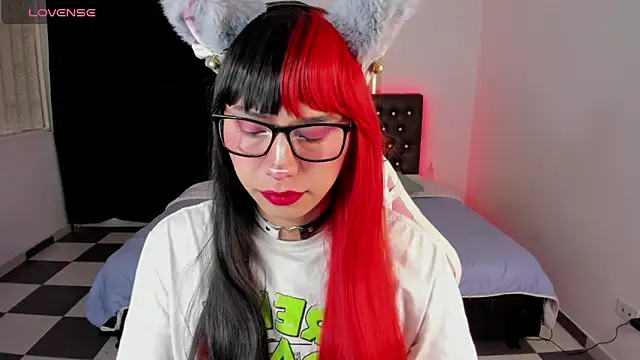 Snapshot of paula_kawaiifu_ chatting on 01.16.25 paula kawaiifu online show from 01.16.25