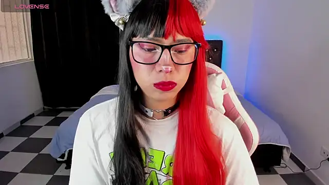 Snapshot of paula_kawaiifu_ chatting on 01.16.25 paula kawaiifu online show from 01.16.25