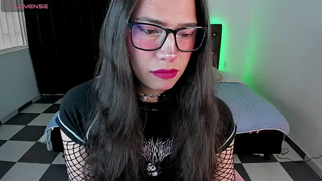 Snapshot of paula_kawaiifu_ chatting on 01.19.25 paula kawaiifu online show from 01.19.25