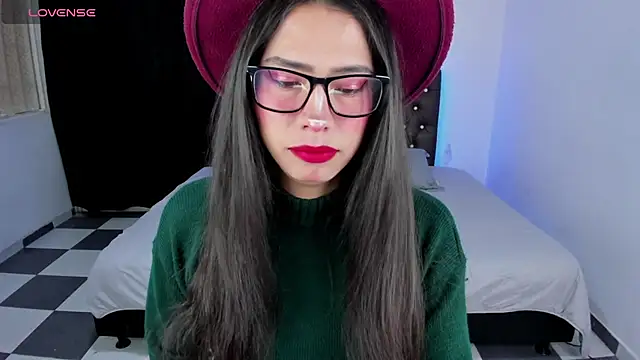 Snapshot of paula_kawaiifu_ chatting on 02.10.25 paula kawaiifu online show from 02.10.25