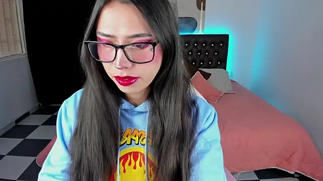 Snapshot of paula_kawaiifu_ chatting on 02.25.25 paula kawaiifu online show from 02.25.25