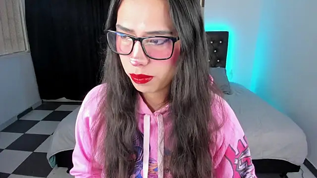 Snapshot of paula_kawaiifu_ chatting on 03.08.25 paula kawaiifu online show from 03.08.25