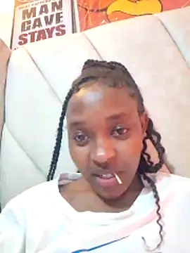 Snapshot of Sweet_mella chatting on 04.18.26 Sweet mella online show from 04.18.26