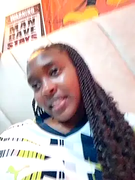 Snapshot of Sweet_mella chatting on 04.18.26 Sweet mella online show from 04.18.26