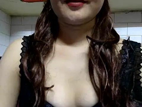 Has Ke Dungi online show from 12.22.24