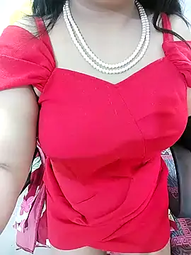 Snapshot of SHUBHI880 chatting on 02.04.25 SHUBHI880 online show from 02.04.25