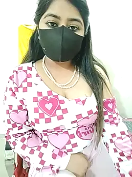 Snapshot of SHUBHI880 chatting on 03.08.25 SHUBHI880 online show from 03.08.25