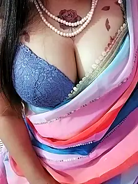 Snapshot of SHUBHI880 chatting on 10.09.25 SHUBHI880 online show from 10.09.25