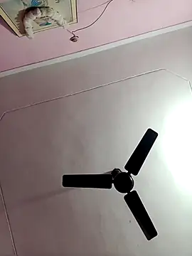 Snapshot of SHUBHI880 chatting on 11.15.25 SHUBHI880 online show from 11.15.25