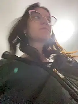 Isabella 21x online show from 01.15.25