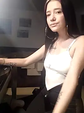 Isabella 21x online show from 01.16.25