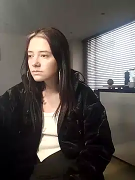 Isabella 21x online show from 01.16.25