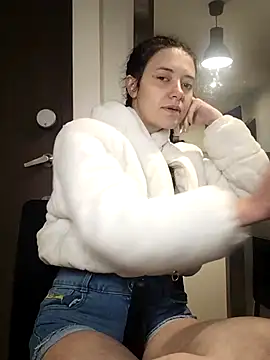 Isabella 21x online show from 02.27.25