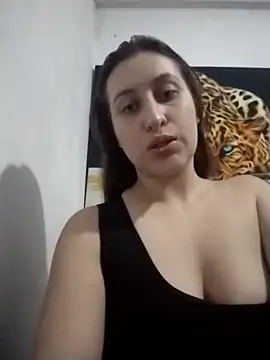 Snapshot of dulccemaria24 chatting on 10.11.25 dulccemaria24 online show from 10.11.25