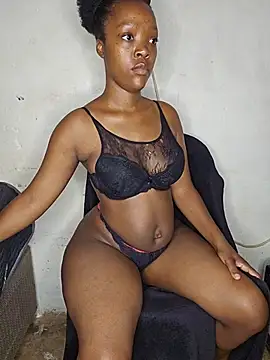 Snapshot of curvysexybody chatting on 06.14.26 curvysexybody online show from 06.14.26