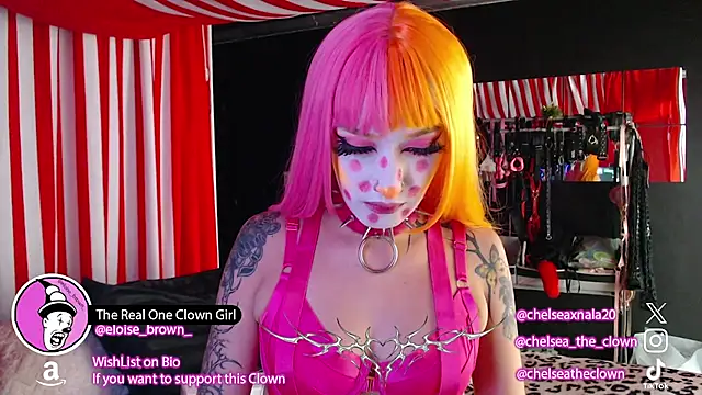 Snapshot of Eloise-brown chatting on 05.30.26 Eloise-brown online show from 05.30.26