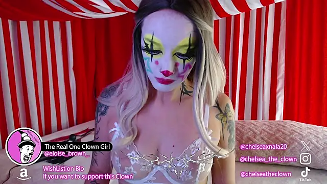 Snapshot of Eloise-brown chatting on 06.04.26 Eloise-brown online show from 06.04.26