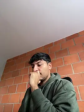Snapshot of Pauldiazz chatting on 03.11.25 Pauldiazz online show from 03.11.25