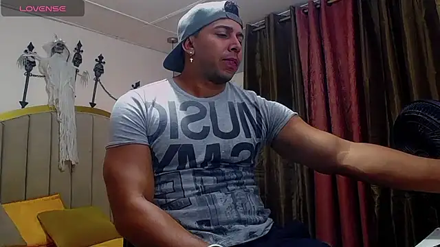 Snapshot of randy_paterman_ chatting on 11.02.25 randy paterman online show from 11.02.25