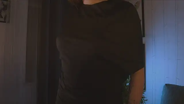 Freckle Diyana online show from 10.01.25