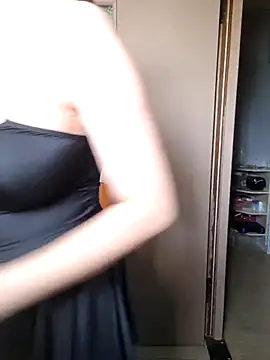 Snapshot of LenaShow chatting on 10.06.25 LenaShow online show from 10.06.25