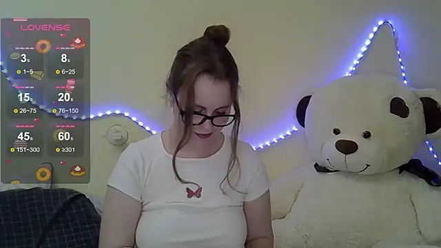 Snapshot of Sellya_Houston chatting on 02.03.25 Sellya Houston online show from 02.03.25