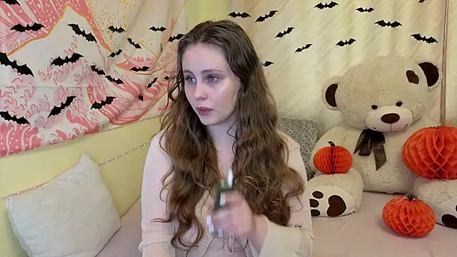 Snapshot of Sellya_Houston chatting on 10.15.25 Sellya Houston online show from 10.15.25