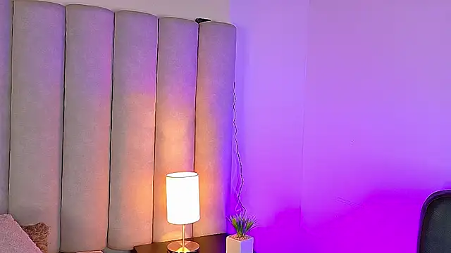 Snapshot of AmyPalmmer chatting on 09.09.25 AmyPalmmer online show from 09.09.25