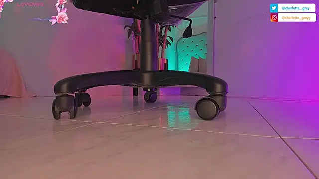 charlotte  grey online show from 10.01.25