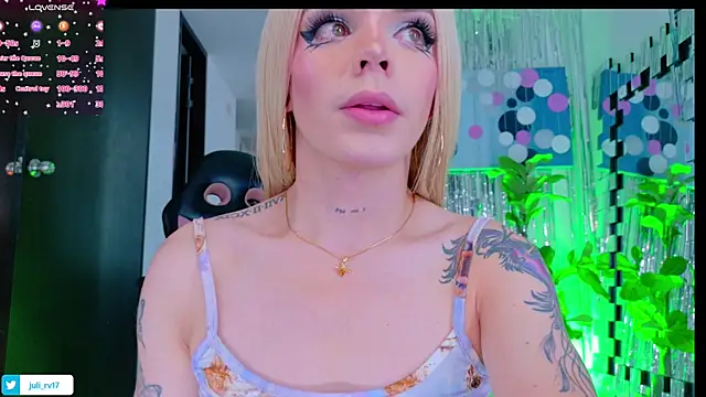 Snapshot of Chris_parker27 chatting on 02.01.25 Chris parker27 online show from 02.01.25