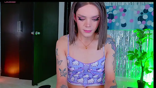 Snapshot of Chris_parker27 chatting on 02.08.25 Chris parker27 online show from 02.08.25