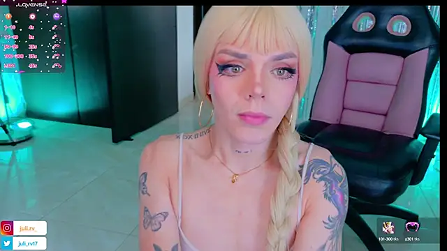 Snapshot of Chris_parker27 chatting on 02.13.25 Chris parker27 online show from 02.13.25