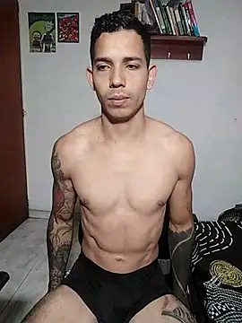 Snapshot of chero_95 chatting on 10.17.25 chero 95 online show from 10.17.25