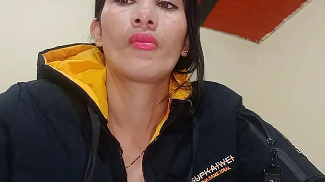 Snapshot of Cataleyalove_ADY chatting on 02.03.26 Cataleyalove ADY online show from 02.03.26