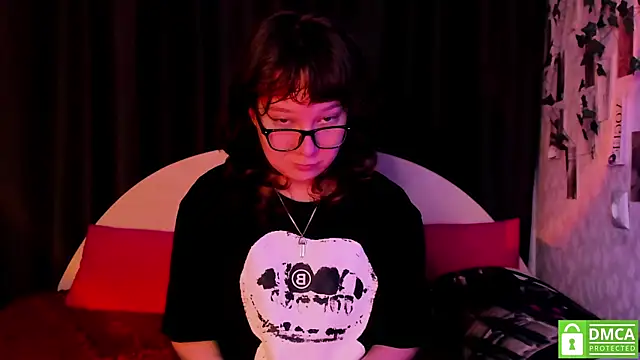 dreamgirllovee online show from 10.27.25