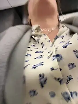 Snapshot of ZhenjaPoledance chatting on 10.12.25 ZhenjaPoledance online show from 10.12.25